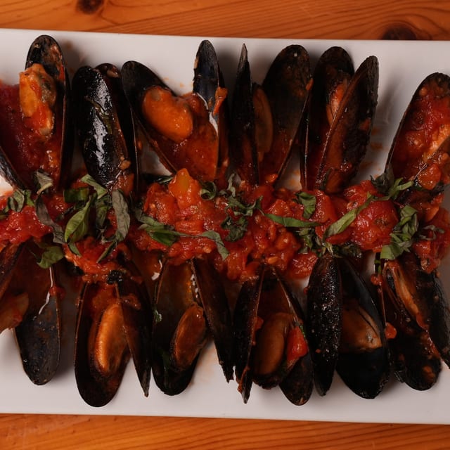 Cozze Al Pomodoro.