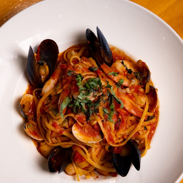 Linguini Tutto Mare.